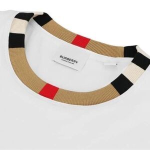 Burberry NWT White T-Shirt with Striped Collar